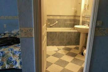 Hotel Le Plat D'Etain Brou ภายนอก รูปภาพ